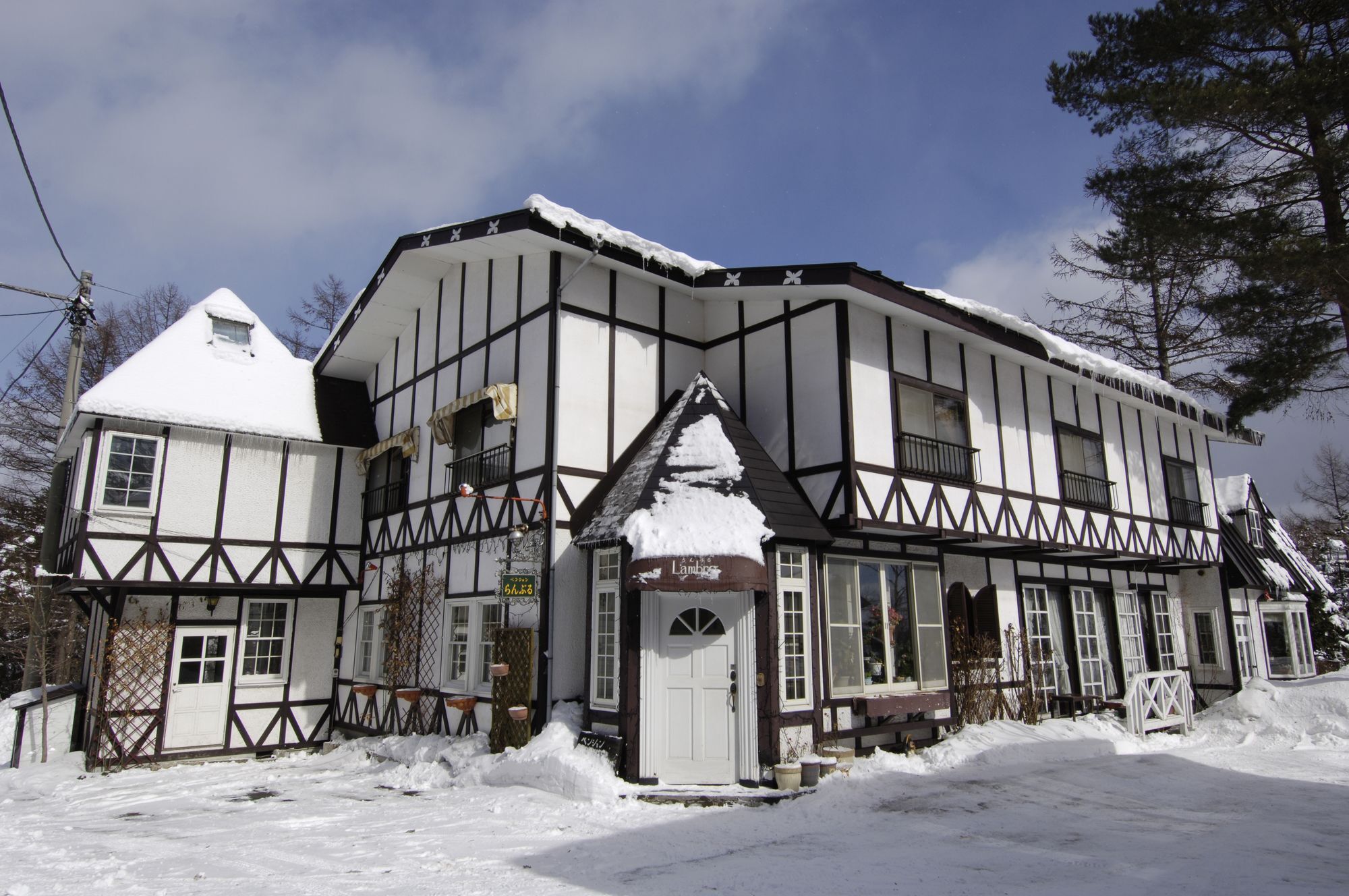 Kusatsu Ranburu 外观 照片